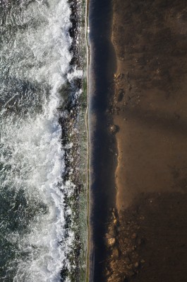 Jonas Lindstroem, Lindstrom, Lindström, jonaslindstroem, jlindstroem, jonaslindstrom, jlindstrom, Photographer, Director, Image, Fashion, Portrait, Film, Music Video, Art, Editorial, Studio, Berlin, London, Paris, Europe, Conception, Concept, Fashion Photographer, Photography, Filmmaker, filmmaking, video, photo, fotografie, Fotograf, Mode, Modefotograf, Regisseur, Deutschland, international, Kunst, color , waves, breaking the waves, sarajevo